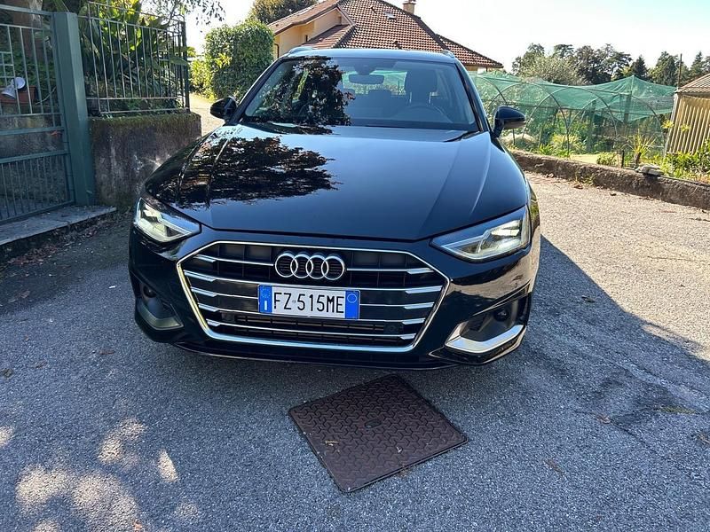Usata Audi A4 Advanced 150 CV (110 kW) 2019 Nero Station wagon