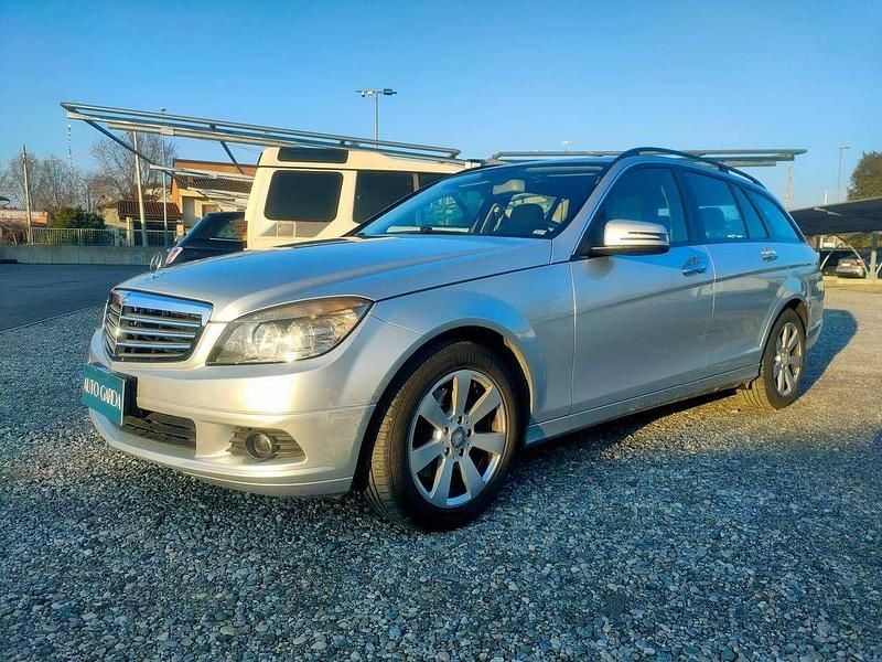 Usata Mercedes C220 Elegance 170 CV (125 kW) 2009 Argento Station wagon