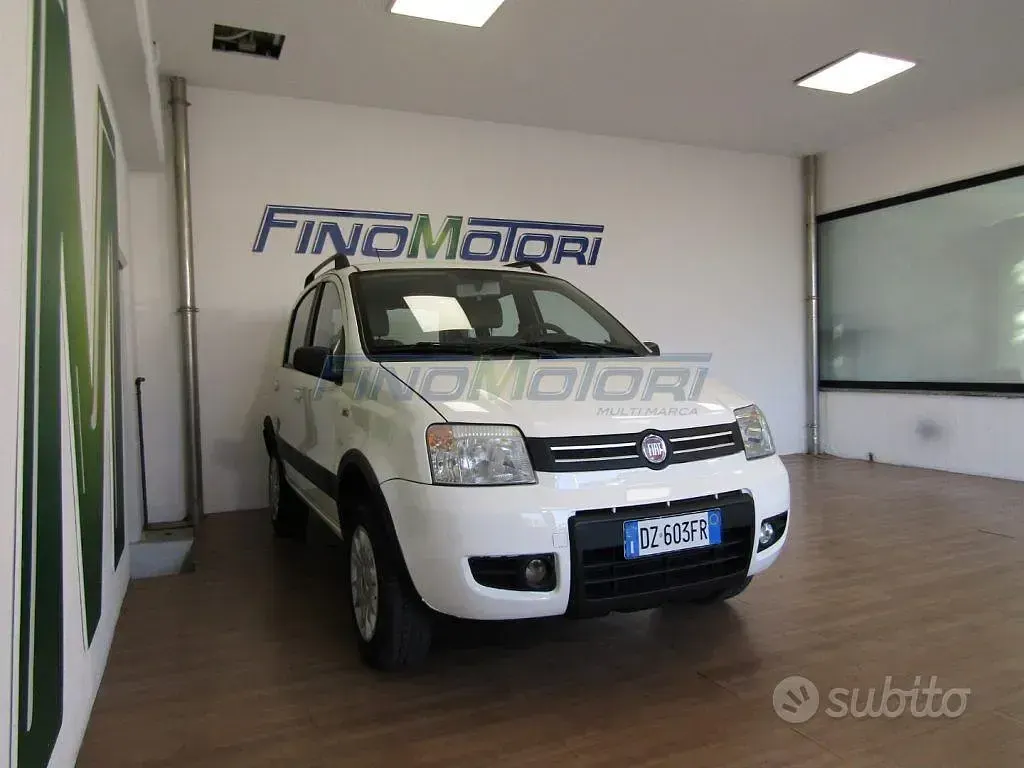 Usata Fiat Panda 4x4 60 CV (44 kW) 2009 Bianco Utilitaria