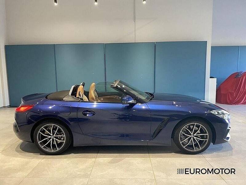 Usata BMW Z4 Sport Line 197 CV (144 kW) 2021 Blu Cabrio