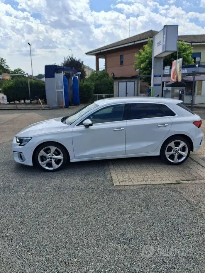 Usata Audi A3 150 CV (110 kW) 2023 Bianco Berlina