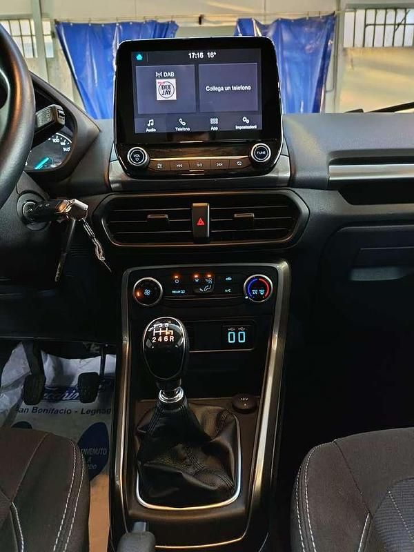 Usata Ford Ecosport 99 CV (72 kW) 2019 Magnetic grey SUV