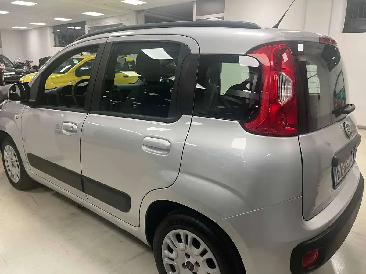 Usata Fiat Panda Easy 69 CV (50 kW) 2014 Argento Utilitaria