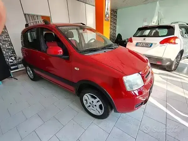 Usata Fiat Panda Climbing 60 CV (44 kW) 2010 Utilitaria