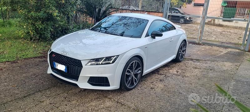 Usata 2016 Audi TT S-Line | 20.500 € - Immagine 1/4