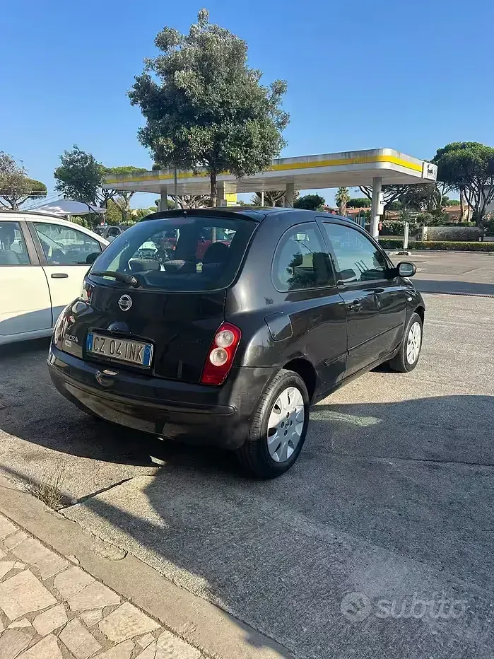 Usata Nissan Micra Acenta 82 CV (60 kW) 2006 Nero Berlina