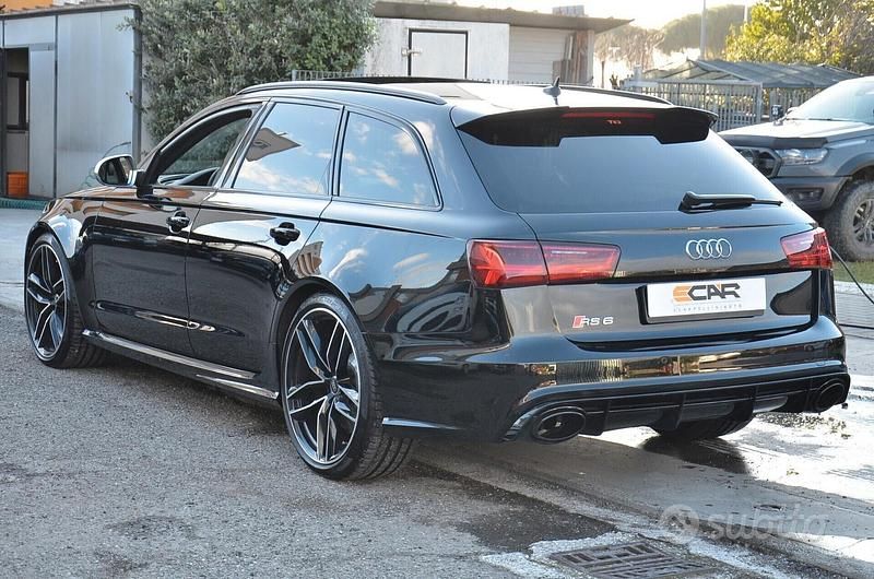 Usata Audi RS6 Comfort 560 CV (411 kW) 2015 Nero Station wagon