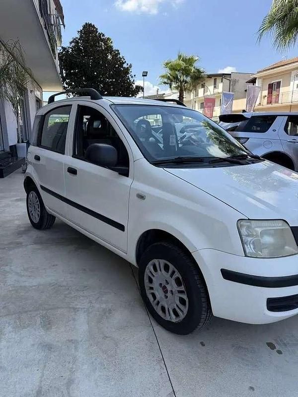 Usata Fiat Panda Classica 77 CV (56 kW) 2012 Bianco Utilitaria