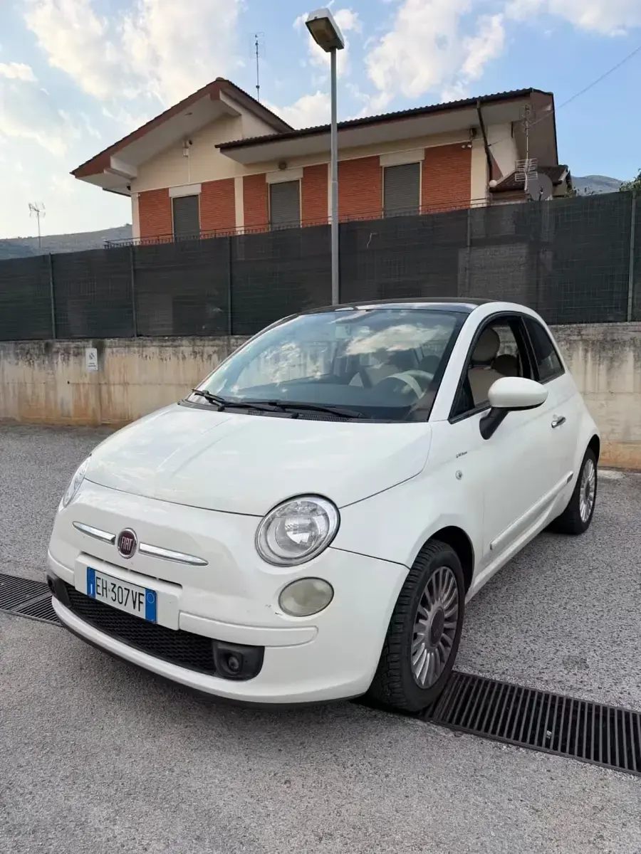 Usata Fiat 500 Lounge 75 CV (55 kW) 2011 Berlina