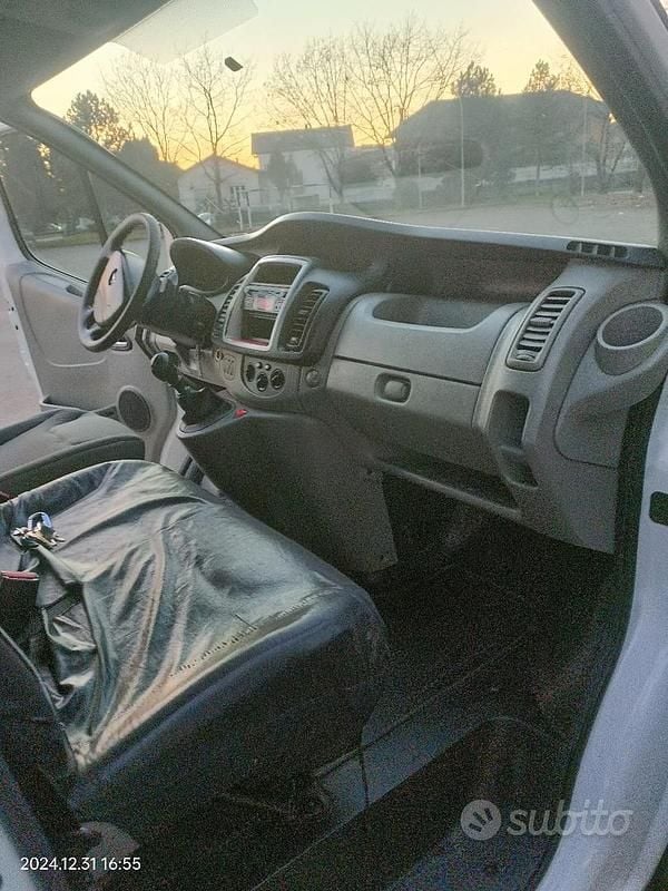 Usata Opel Vivaro 2013 Bianco Monovolume