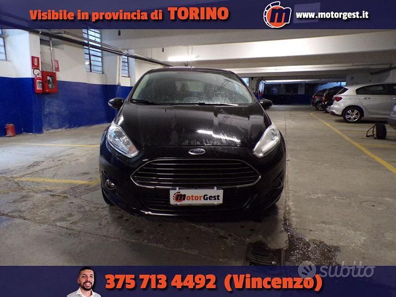 Usata Ford Fiesta 101 CV (74 kW) 2016 Nero Utilitaria