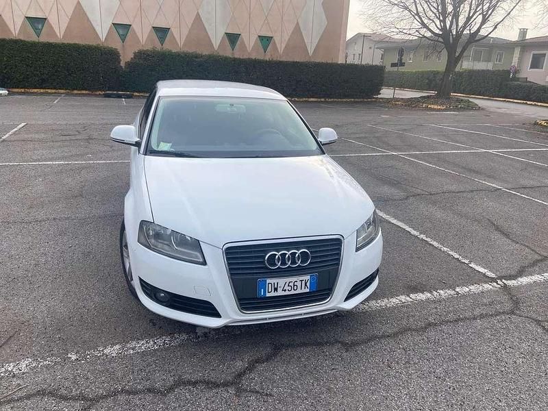 Käytetty Audi A3 Young 105 HP (77 kW) 2009 Viistoperä