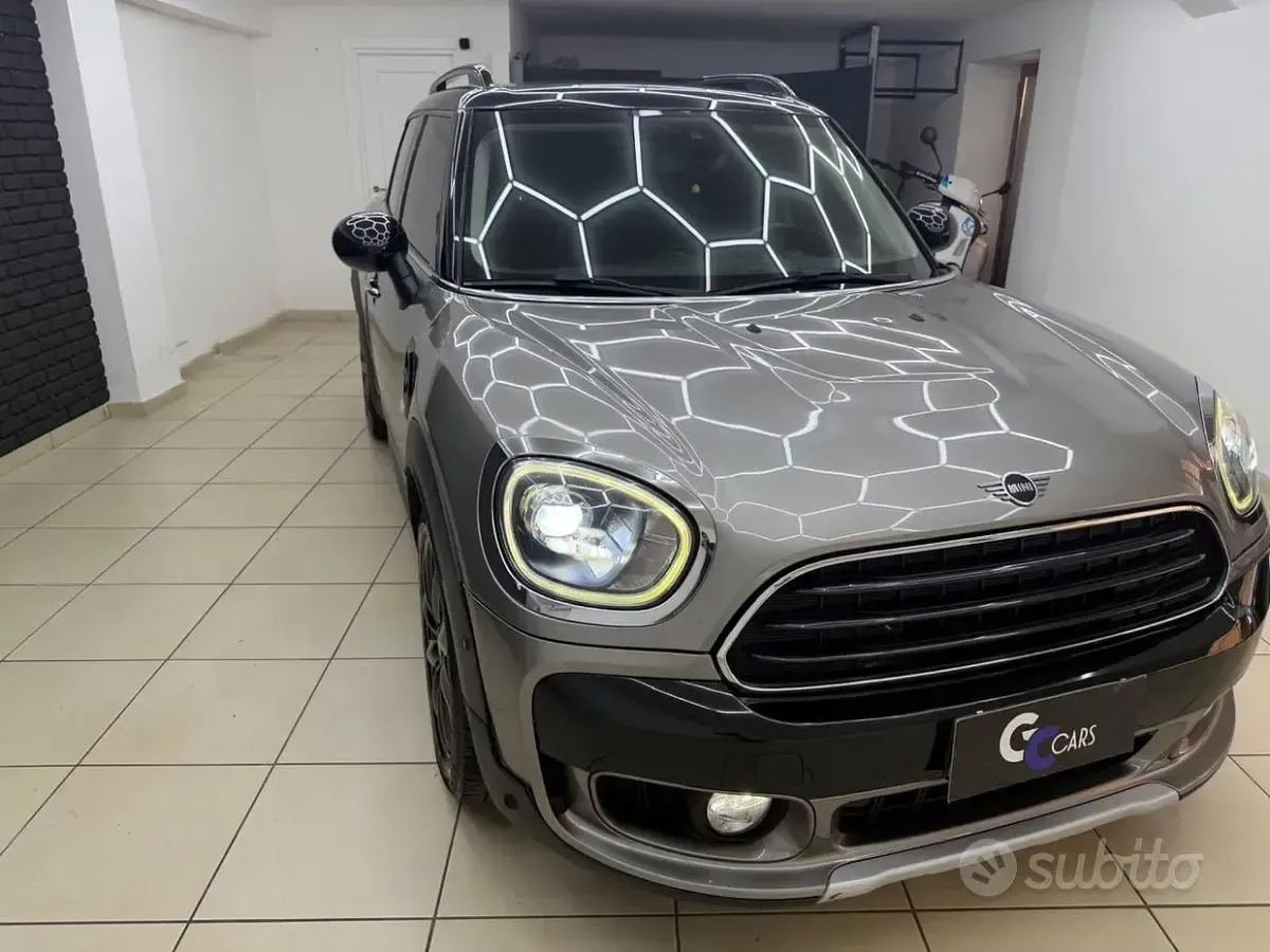 Usata Mini Cooper Countryman 150 CV (110 kW) 2019 Grigio SUV