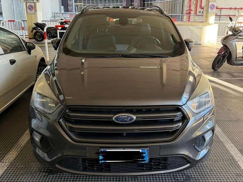Usata Ford Kuga ST-Line 150 CV (110 kW) 2017 SUV