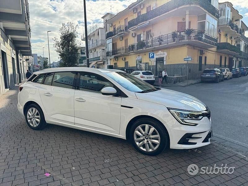 Usata Renault Mégane GrandTour 116 CV (85 kW) 2022 Bianco Station wagon