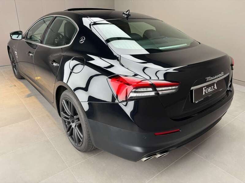 Usata Maserati Ghibli 330 CV (242 kW) 2022 Nero Coupé