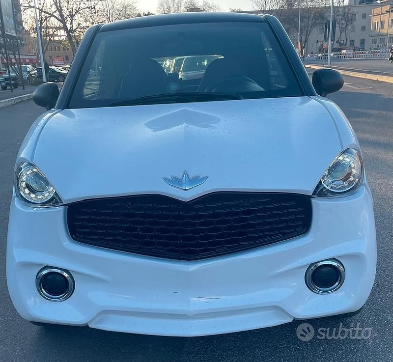 Bianco Usata 2021 Chatenet CH40 Due volumi | 8800 € - Immagine 1/4