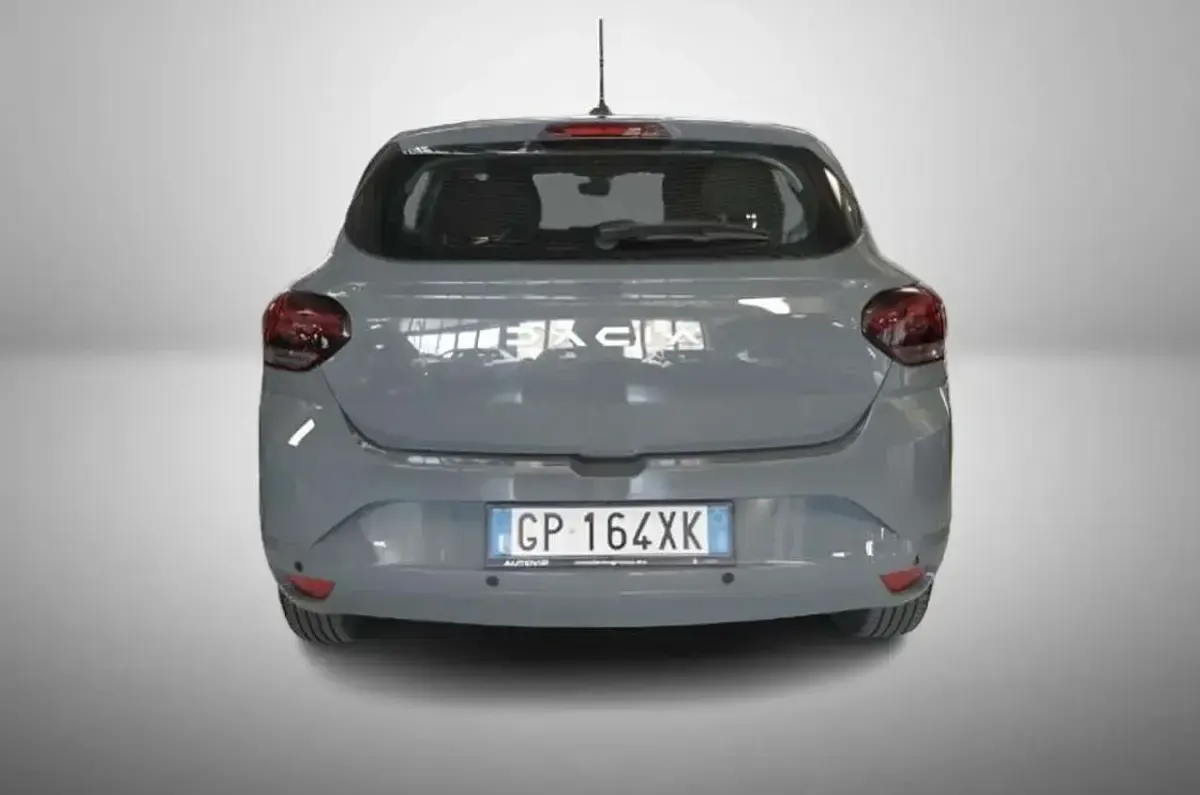 Usata Dacia Sandero Expression 101 CV (74 kW) 2023 Grigio Berlina