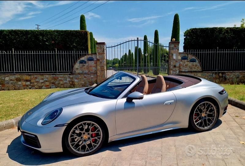 Usata Porsche 992 450 CV (330 kW) 2019 Grigio Cabrio