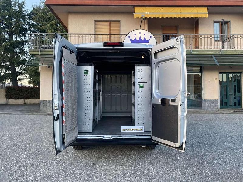 Usata Fiat Ducato 140 CV (102 kW) 2020 Argento Furgone