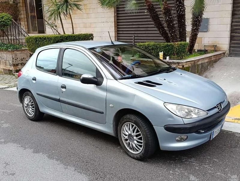 Usata Peugeot 206 60 CV (44 kW) 2001 Berlina