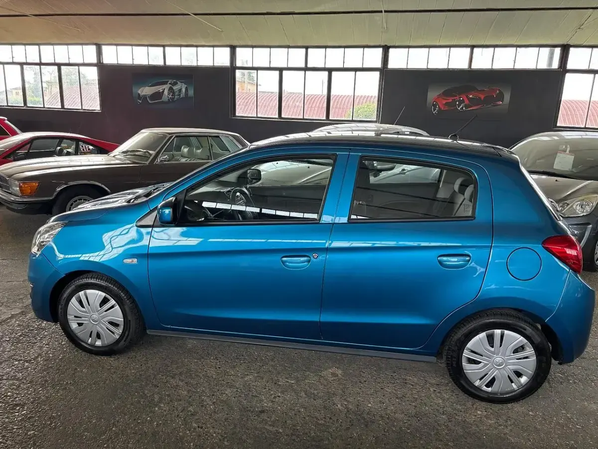 Usata Mitsubishi Space Star Invite 70 CV (51 kW) 2019 Blu Utilitaria