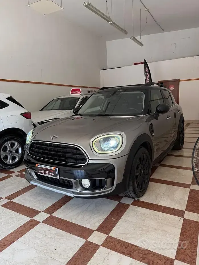 Usata Mini Cooper Countryman Hype 150 CV (110 kW) 2018 Grigio SUV