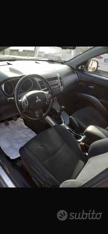 Usata Mitsubishi Outlander 177 CV (130 kW) 2008 Grigio SUV