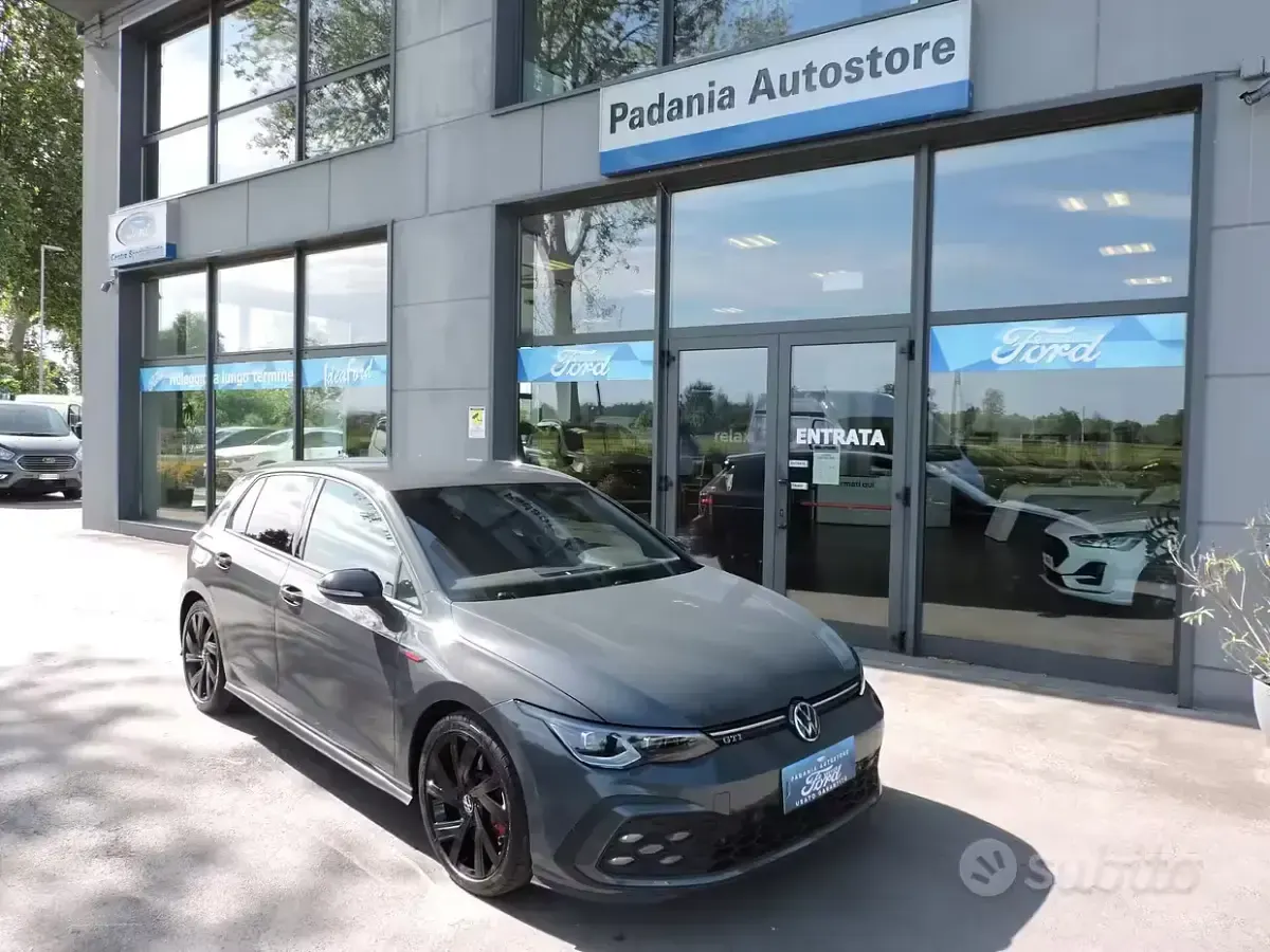 Usata VW Golf VIII GTI 245 CV (180 kW) 2022 Grigio Berlina