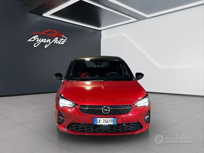 Usata Opel Corsa GS Line 101 CV (74 kW) 2023 Rosso Utilitaria