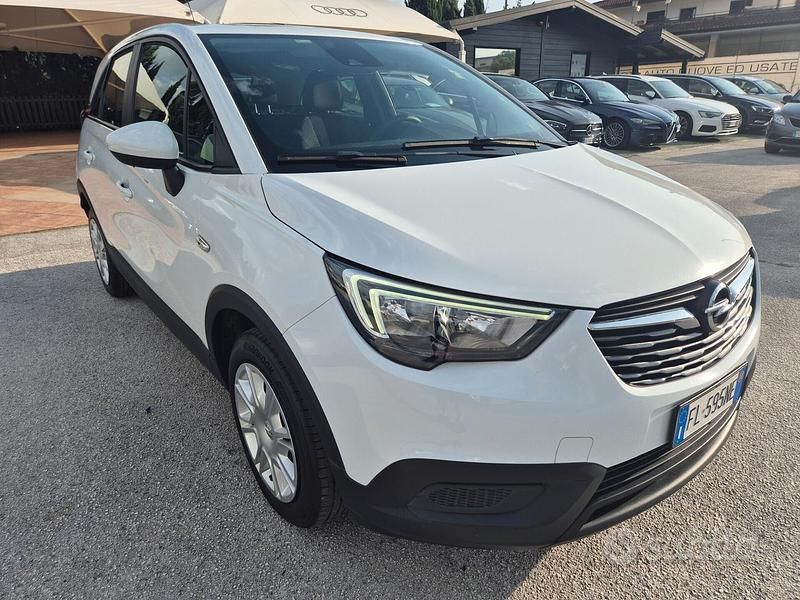 Bianco Usata 2018 Opel Crossland X SUV | 7900 € (Ottimo prezzo) - Immagine 1/4