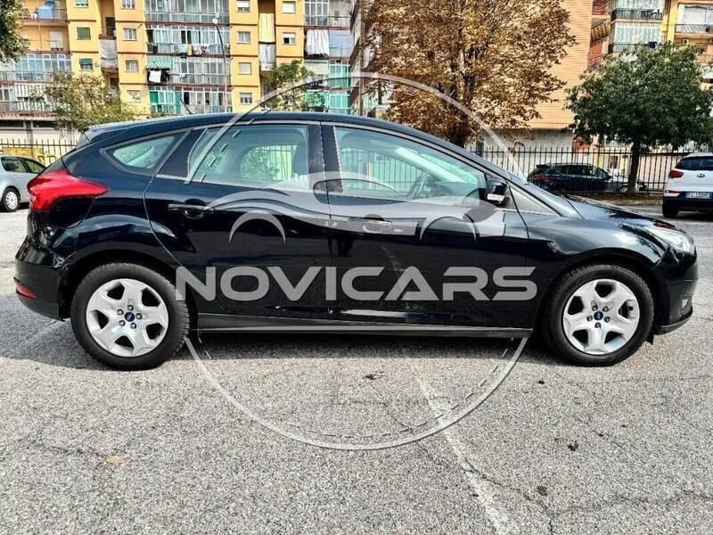 Usata Ford Focus 95 CV (69 kW) 2018 Nero Berlina