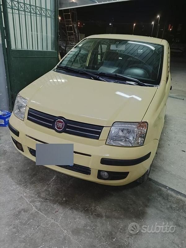 Usata Fiat Panda 60 CV (44 kW) 2008 Giallo Utilitaria