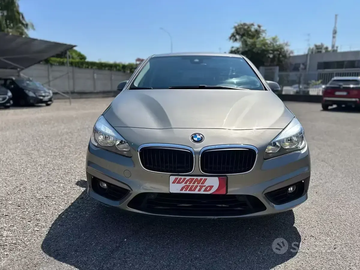 Usata BMW 218 Active Tourer Advantage 150 CV (110 kW) 2017 Marrone Monovolume