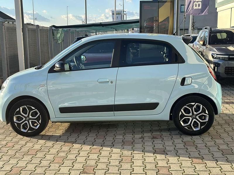 Usata Renault Twingo Equilibre 65 CV (47 kW) 2023 Blu/azzurro Utilitaria