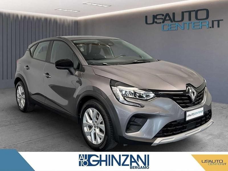 Usata Renault Captur Business 101 CV (74 kW) 2022 Grigio SUV