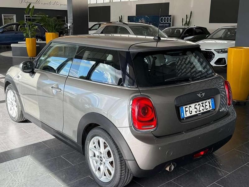 Usata Mini One D Business 95 CV (69 kW) 2017 Grigio Utilitaria