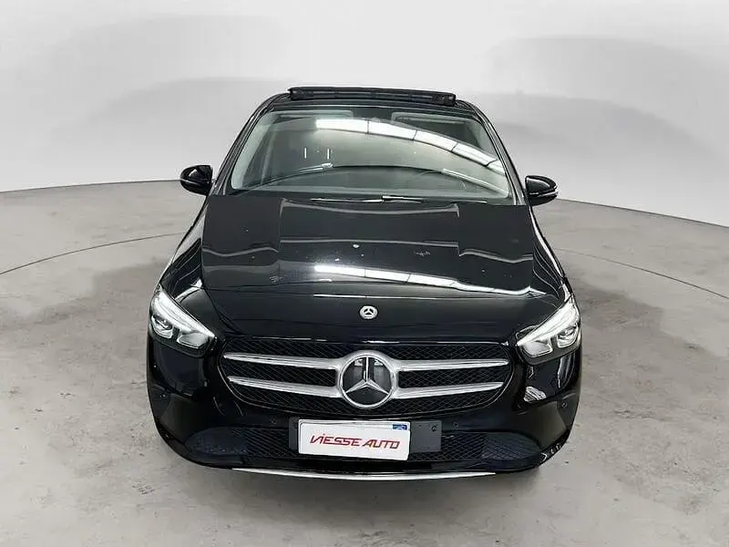 Usata Mercedes B160 95 CV (69 kW) 2020 Nero Utilitaria