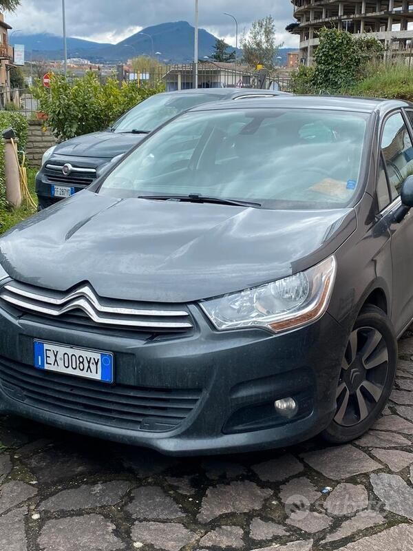 Grigio Usata 2015 Citroën C4 Tre volumi | 5500 € (Ottimo prezzo) - Immagine 1/2