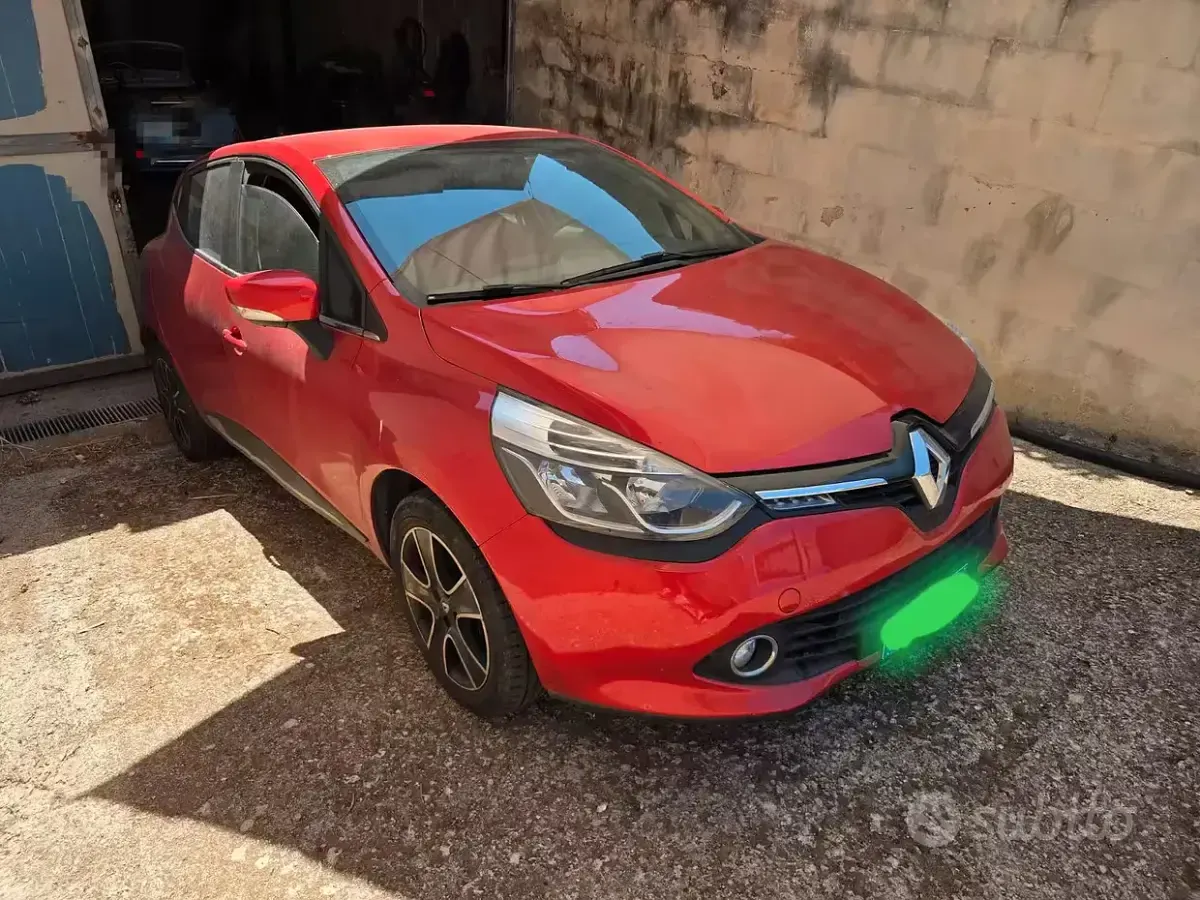 Usata Renault Clio 90 CV (66 kW) 2016 Rosso Utilitaria