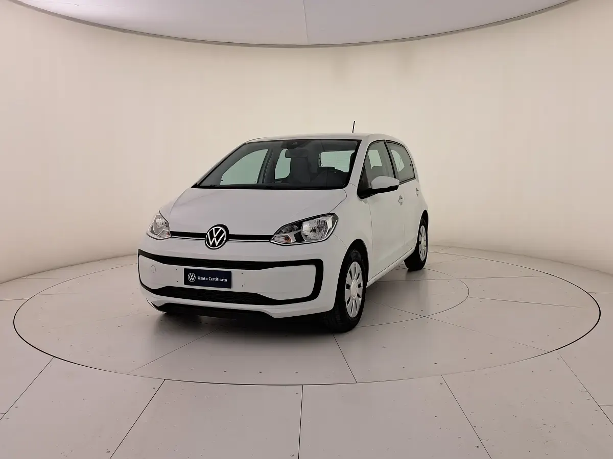 Usata VW up! Move 65 CV (47 kW) 2021 Pure white Utilitaria