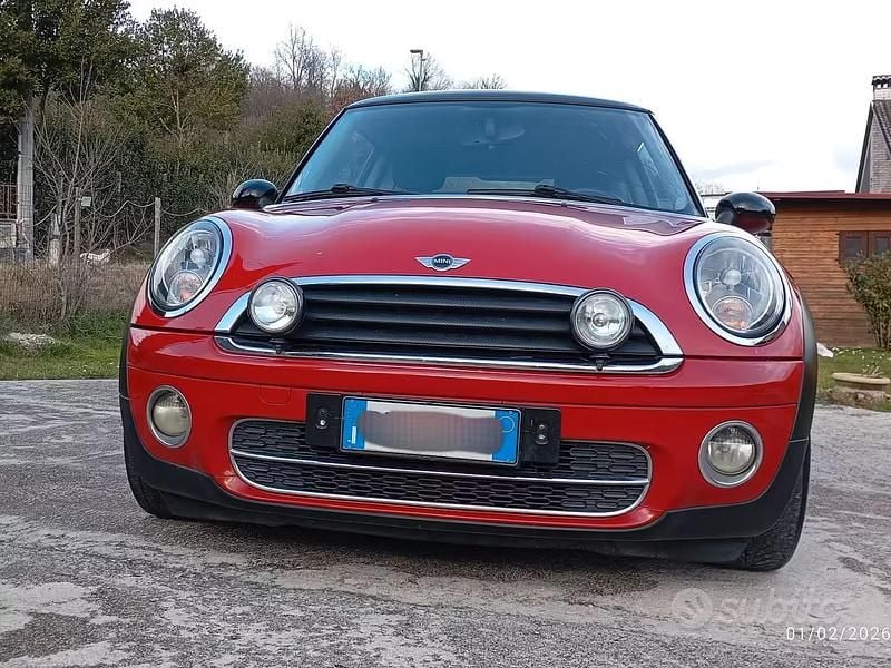 Usata Mini Cooper D 109 CV (80 kW) 2008 Rosso Utilitaria