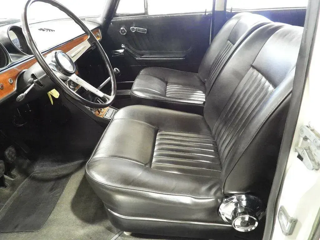 Usata Alfa Romeo 1750 131 CV (96 kW) 1969 Altri Berlina