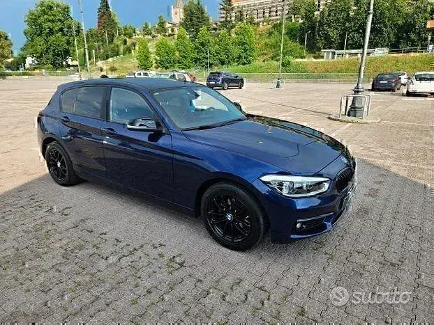 Usata BMW 116 Sport Line 116 CV (85 kW) 2019 Blu Utilitaria