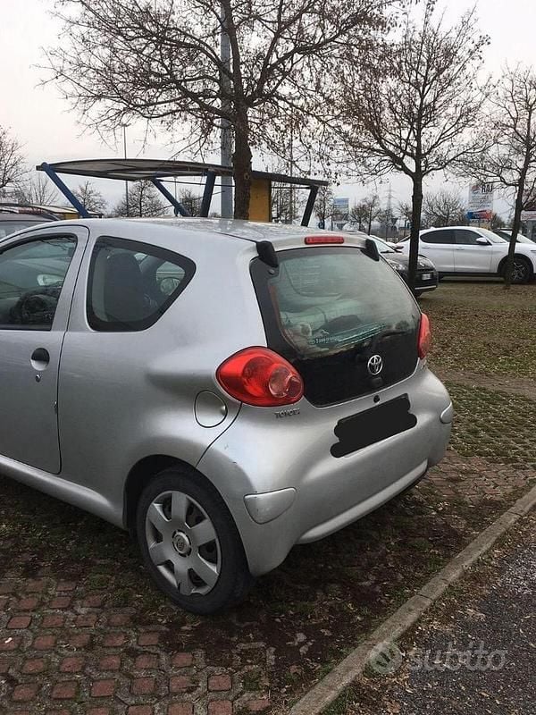 Usata Toyota Aygo 67 CV (49 kW) 2007 Utilitaria
