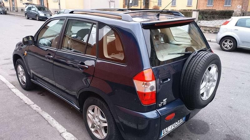 Usata DR DR5 102 CV (75 kW) 2009 SUV