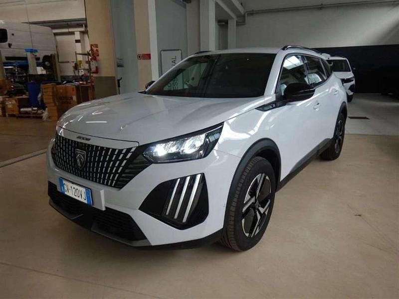 Bianco Usata 2024 Peugeot e-2008 Allure SUV | 19.990 € - Immagine 1/4