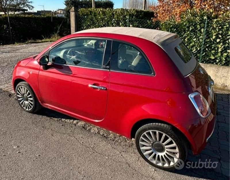 Usata Fiat 500C 100 CV (73 kW) 2010 Rosso Cabrio