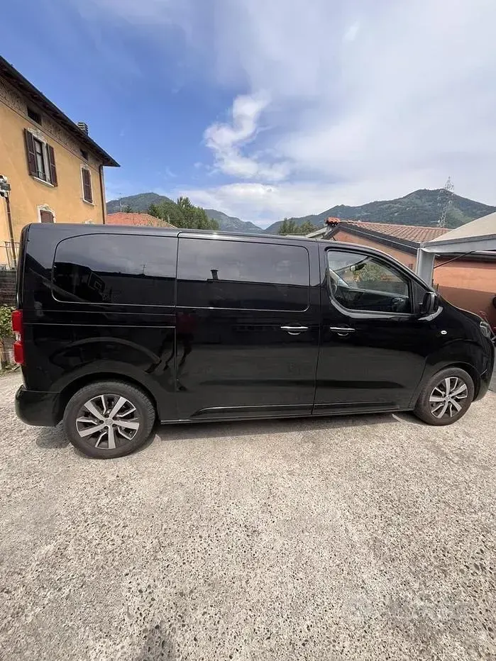Usata Toyota Proace Verso 177 CV (130 kW) 2021 Nero Station wagon
