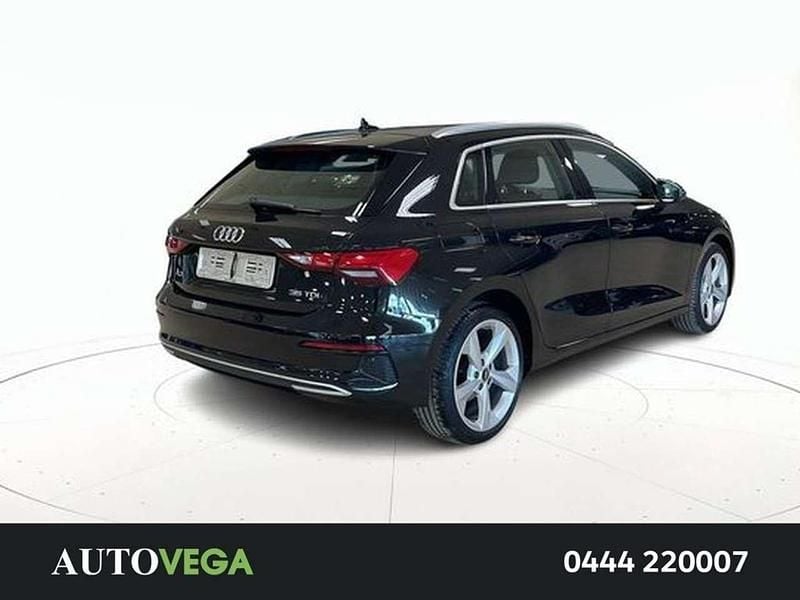 Usata Audi A3 Advanced 150 CV (110 kW) 2022 Nero pastello Berlina